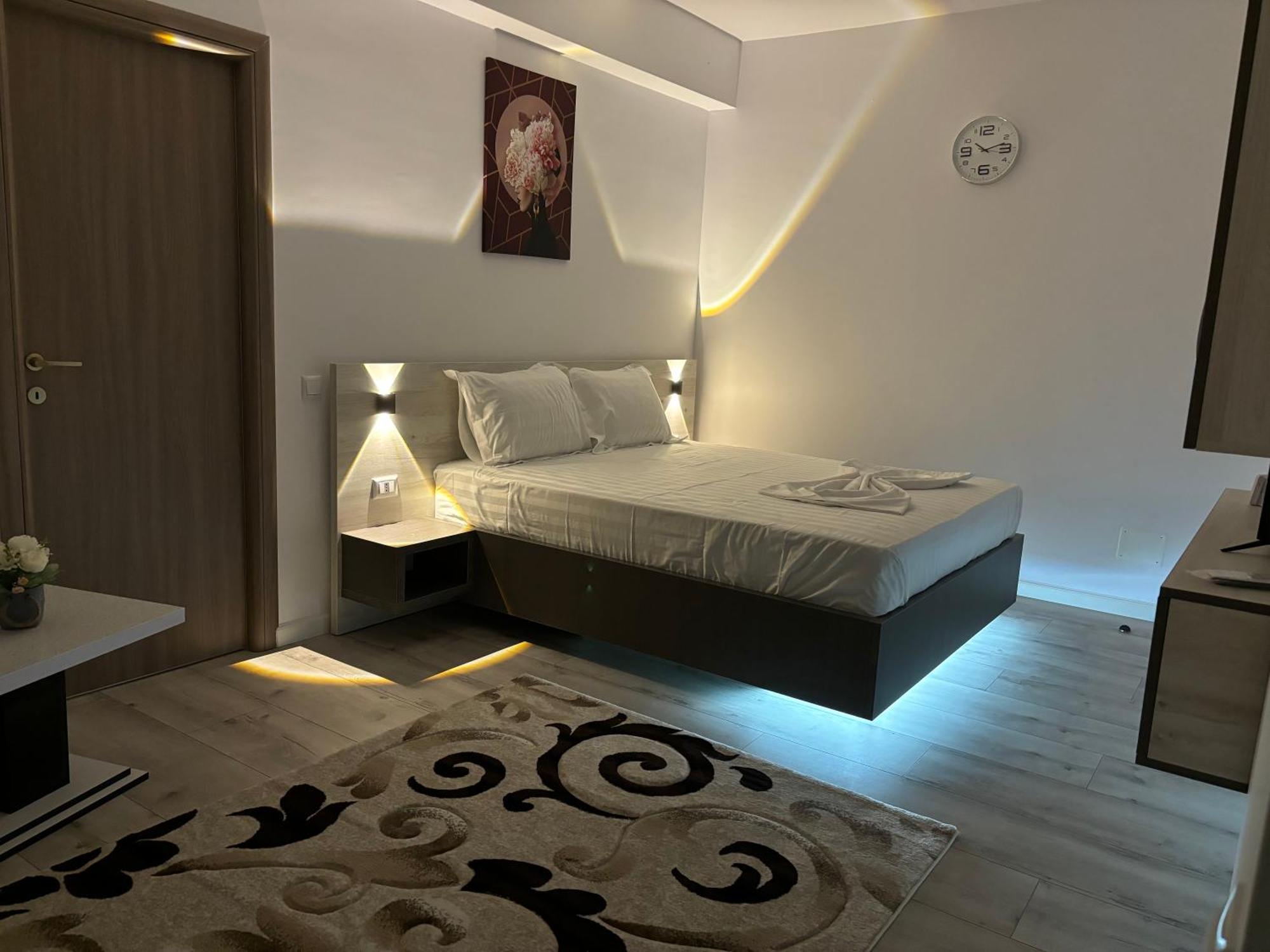 Celine Confort N. D. Cocea Bucharest Exterior photo
